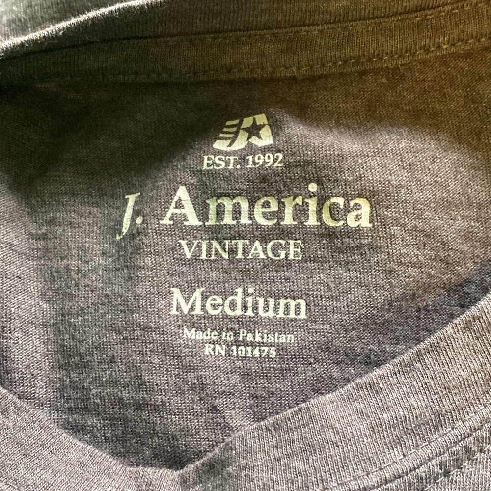 J. America Medium Vintage Ohio State Tee EUC - Picture 4 of 6